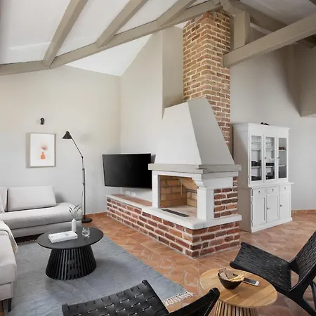 Rustic Ruta & Seseli With A Pool