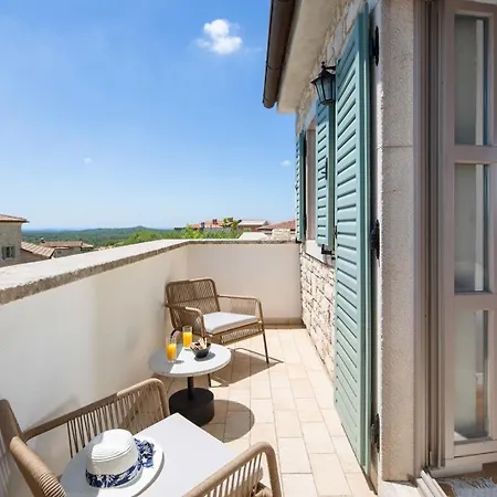 Rustic Ruta & Seseli With A Pool Sveti Lovrec Pazenaticki