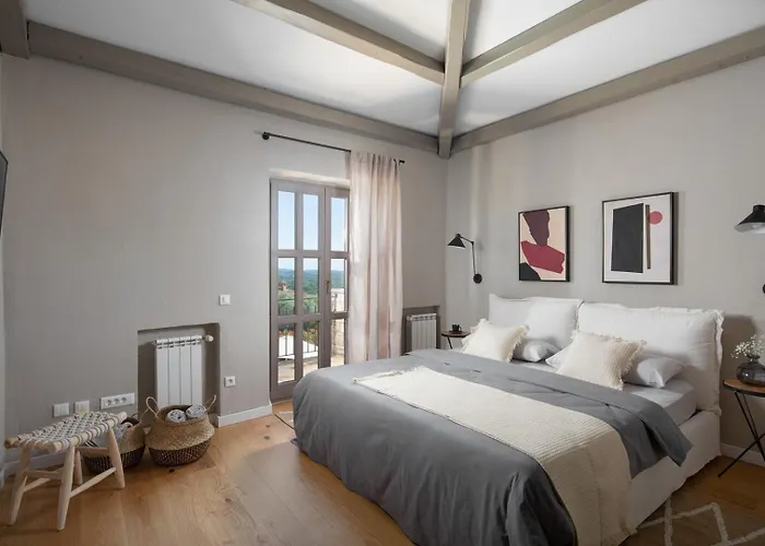 Rustic Ruta & Seseli With A Pool Sveti Lovreč Pazenatički