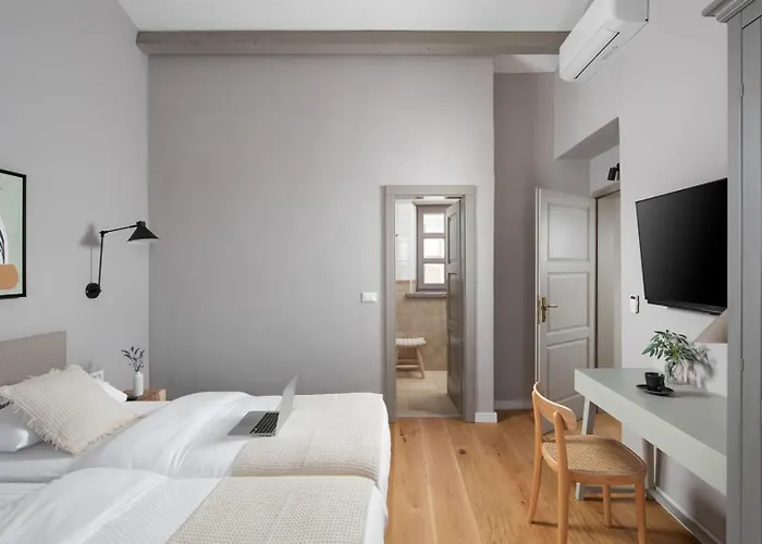 Rustic Ruta & Seseli With A Pool Sveti Lovreč Pazenatički