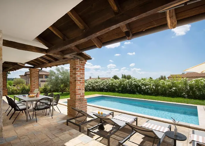 Villa Rustic Ruta & Seseli With A Pool Sveti Lovreč Pazenatički