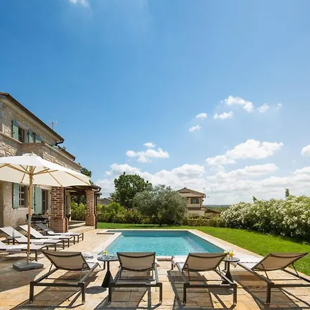 Rustic Ruta & Seseli With A Pool וילה *